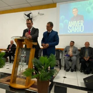 CELEBRAMOS HOJE o aniversário do Dirigente Pastor Jorge Monteiro ao lado da esposa Maria Inês.

23/06/2026
AD BELÉM PINDA VILA SÃO PAULO 

PROVÉRBIOS 21.21
Saúde e Paz 
Parabéns 

Agradecemos também ao Pastor Állen Valadares Vaz nos representar neste ato.

Também registramos a presença do Assessor Legislativo Pastor Carlos Daniel, representando o Presidente da Câmara Municipal, Vereador Marco Mayor.

Pastor Euclides Vaz Junior e irmã Licinha